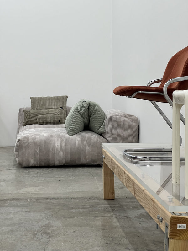 vetsak-showroom-los-angeles-2
